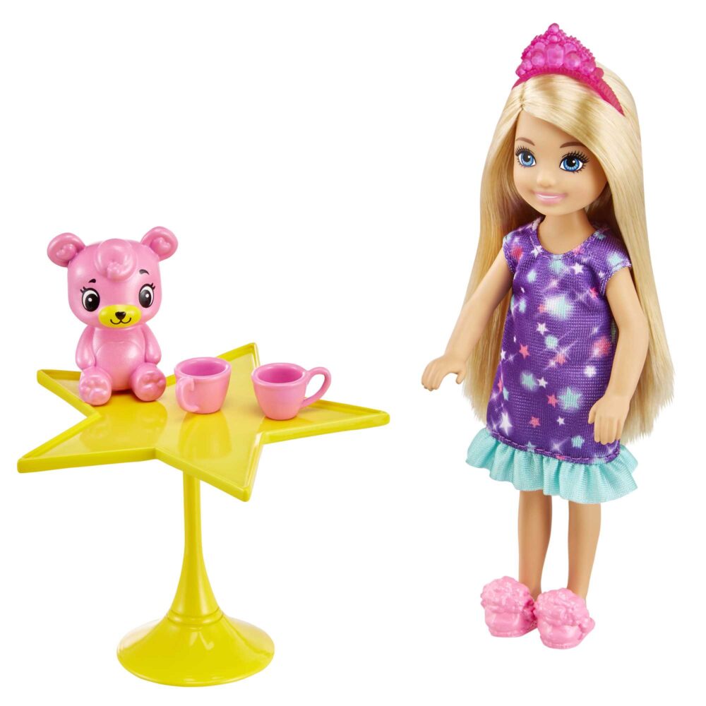 Barbie Dreamtopia Chelsea Fairytale Sleepover set za igru s lutkom GTF50 2