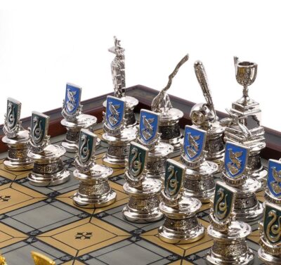 Harry Potter Hogwarts Houses Quidditch Chess društvena igra šah Noble Collection 3