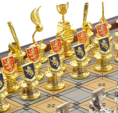 Harry Potter Hogwarts Houses Quidditch Chess društvena igra šah Noble Collection 4