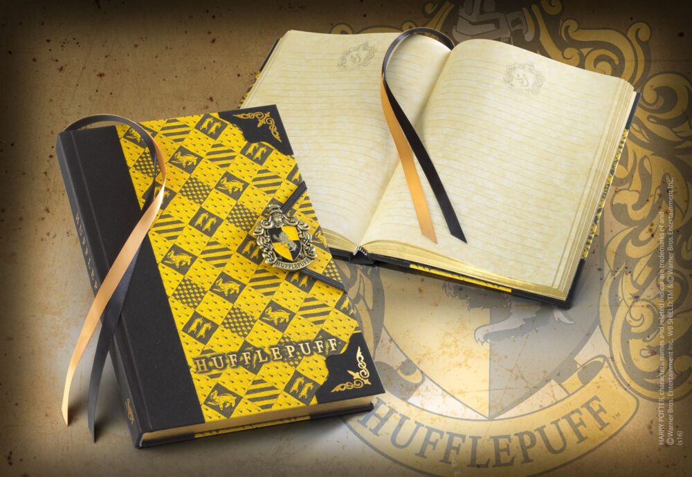 Harry Potter Huffelpuff dnevnik Noble Collection 2