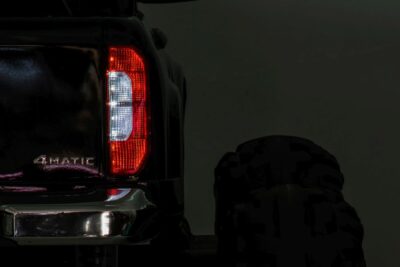 Mercedes DK-MT950 4x4 auto na akumulator crni lakirani 8