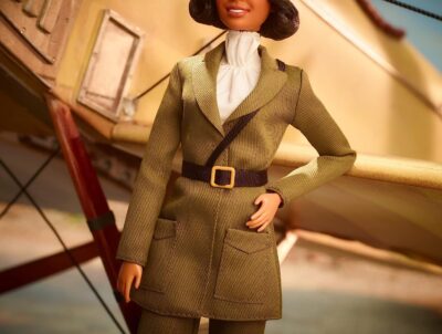 Barbie Signature Inspiring Women Series Bessie Coleman Barbie lutka 30 cm Mattel HJX36 6