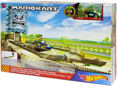 Hot Wheels Mario Kart Thwomp Ruins Track set GFY46