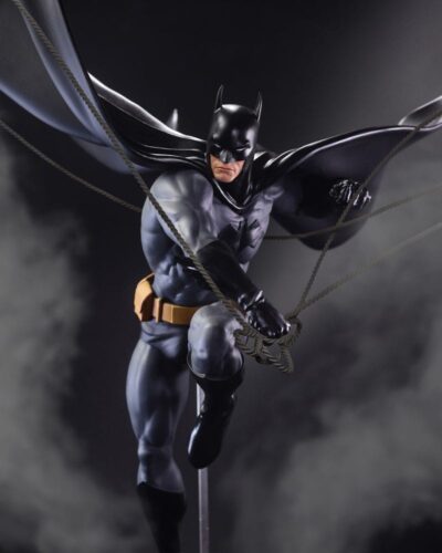 DC Direct Statue DC Designer Series Batman (by Dan Mora) 40 Cm 6